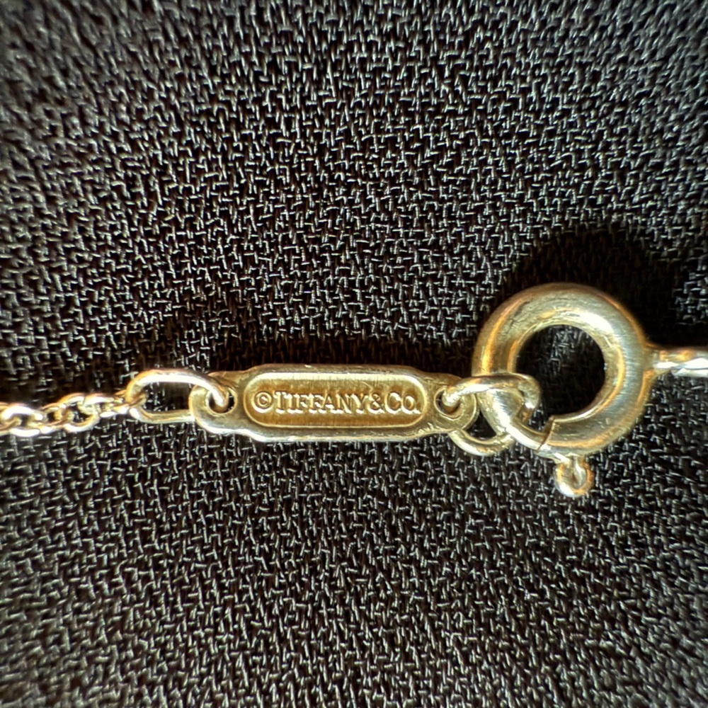 Tiffany & Co. Knot Pendant Necklace - Not in stores/online - Picture 5 of 16